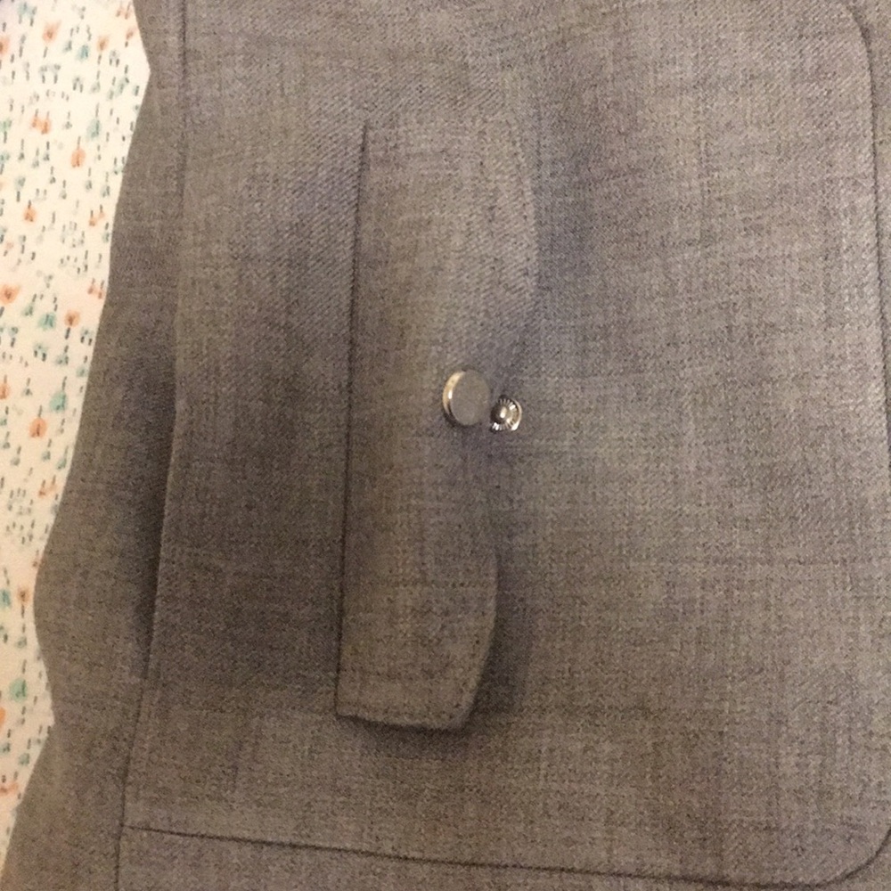 Spring/fall time jacket. Beautiful. - Picture 14 of 14